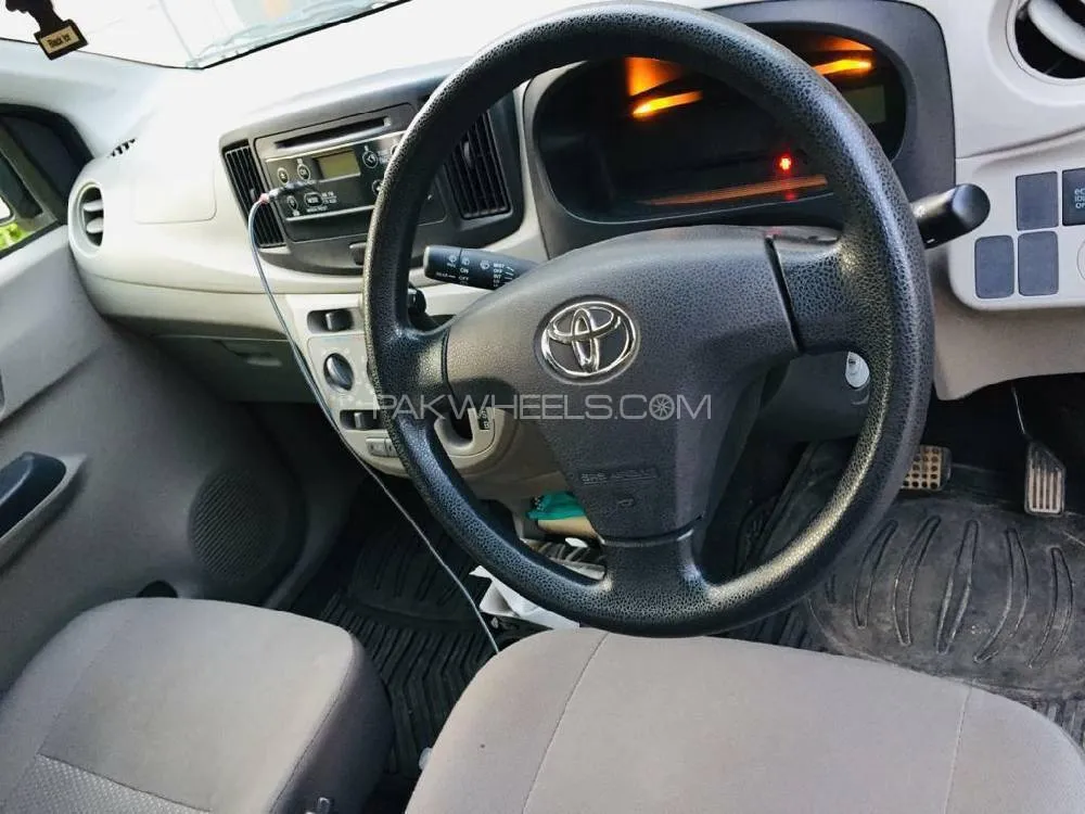 Toyota Pixis Epoch 2015 for Sale in Islamabad Toyota Pixis Epoch 2015 for Sale in Islamabad Image-2