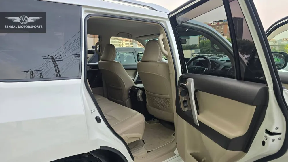 Toyota Prado 2012 for Sale in Islamabad Toyota Prado 2012 for Sale in Islamabad Image-13