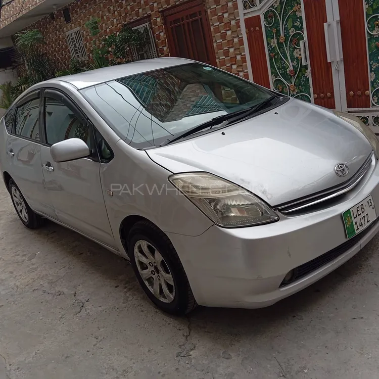 Toyota Prius 2009 for Sale in Rawalpindi Toyota Prius 2009 for Sale in Rawalpindi Image-2