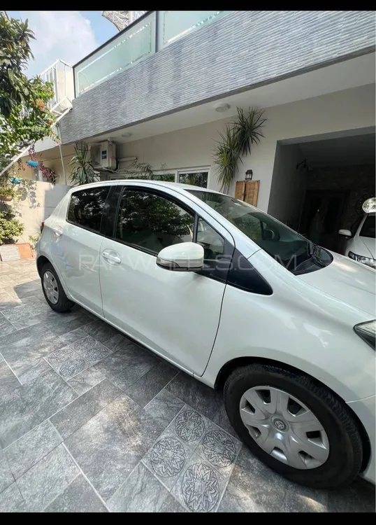 Toyota Vitz 2014 for Sale in Islamabad Toyota Vitz 2014 for Sale in Islamabad Image-3