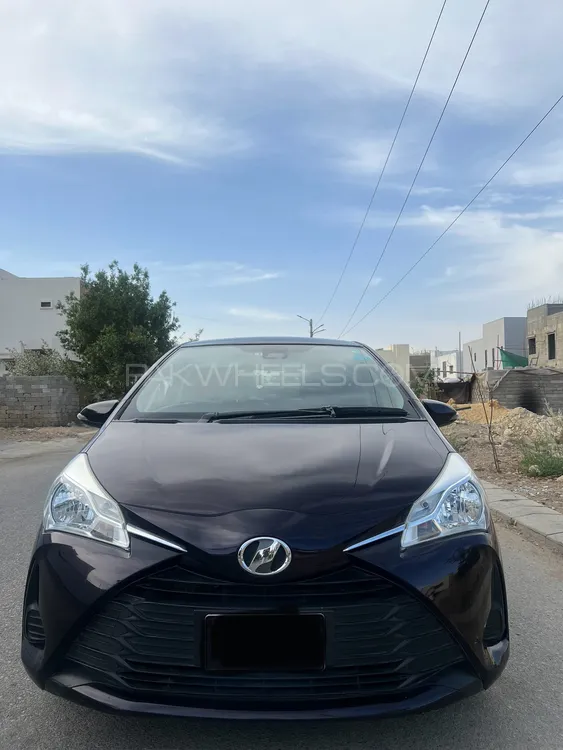 Toyota Vitz 2018 for Sale in Karachi Image-1