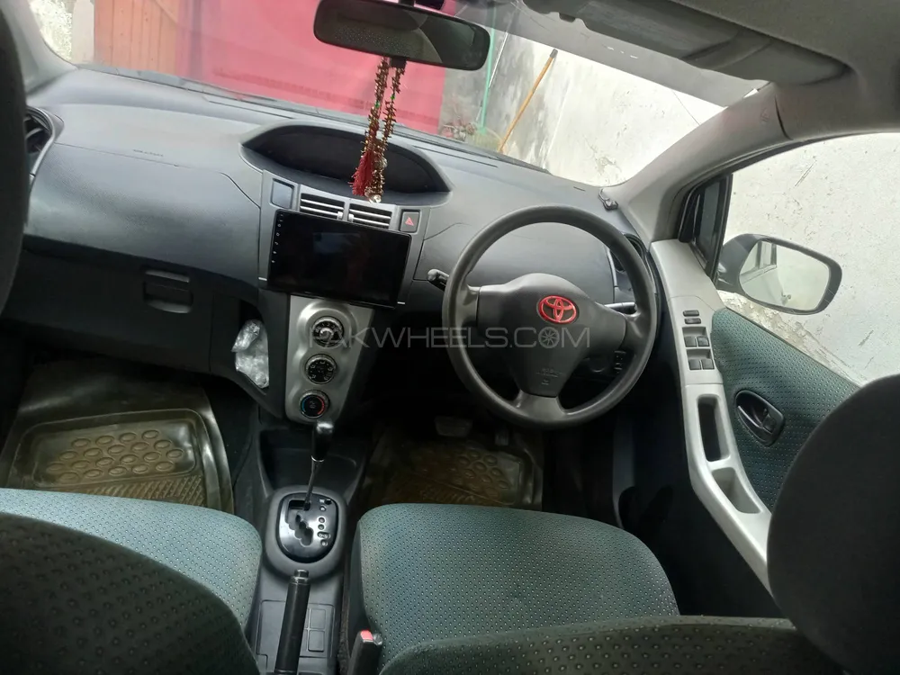Toyota Vitz 2007 for Sale in Dera ismail khan Toyota Vitz 2007 for Sale in Dera ismail khan Image-4