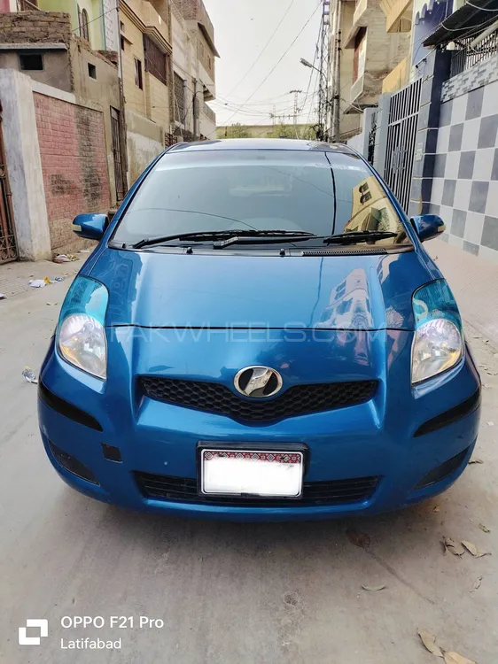 Toyota Vitz 2009 for Sale in Karachi Image-1