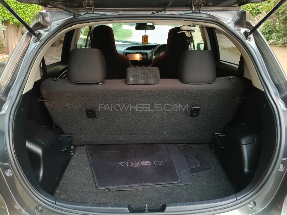 Toyota Vitz 2018 for Sale in Lahore Toyota Vitz 2018 for Sale in Lahore Image-13