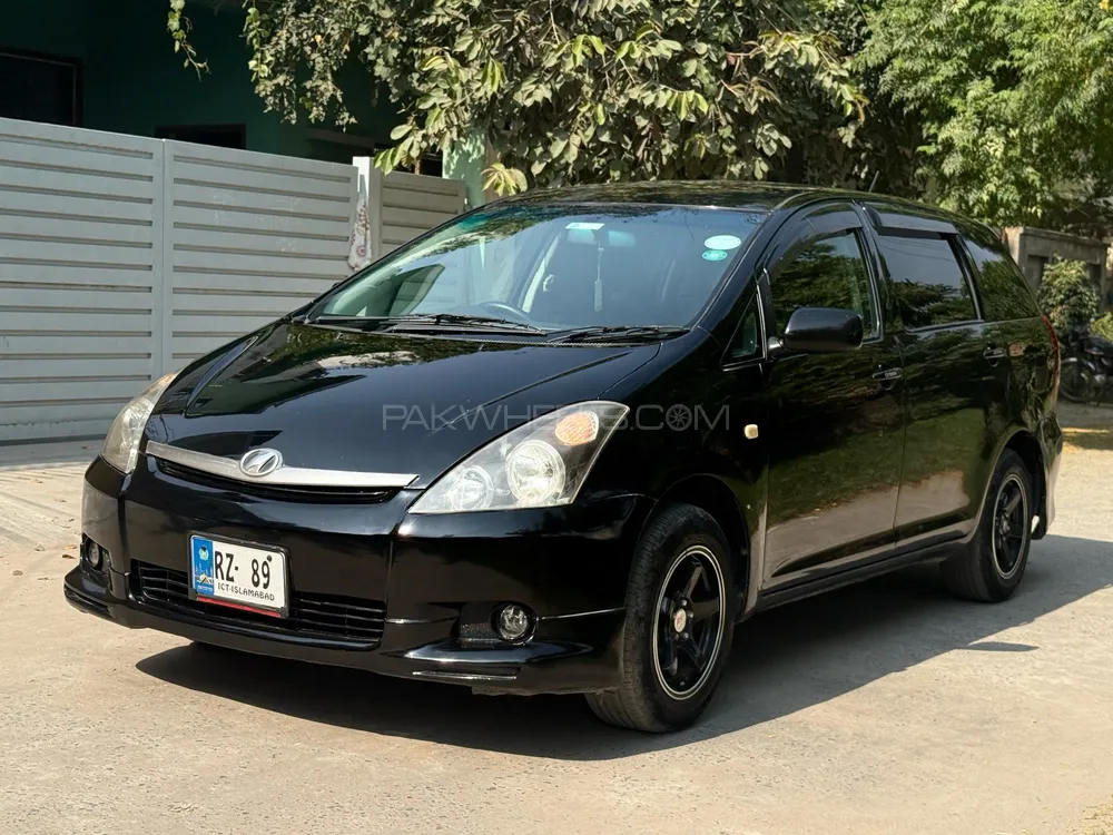 Toyota Wish 2006 for Sale in Lahore Image-1