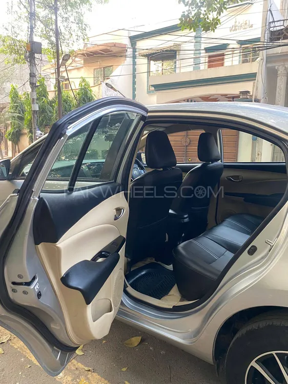 ٹویوٹا یارس سیڈان 2021 for Sale in لاہور ٹویوٹا یارس سیڈان 2021 for Sale in لاہور Image-9