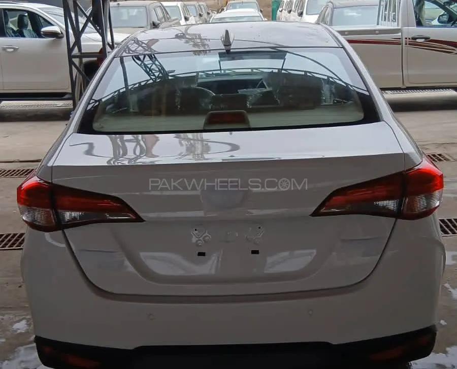 Toyota Yaris Sedan 2025 for Sale in Karachi Toyota Yaris Sedan 2025 for Sale in Karachi Image-2