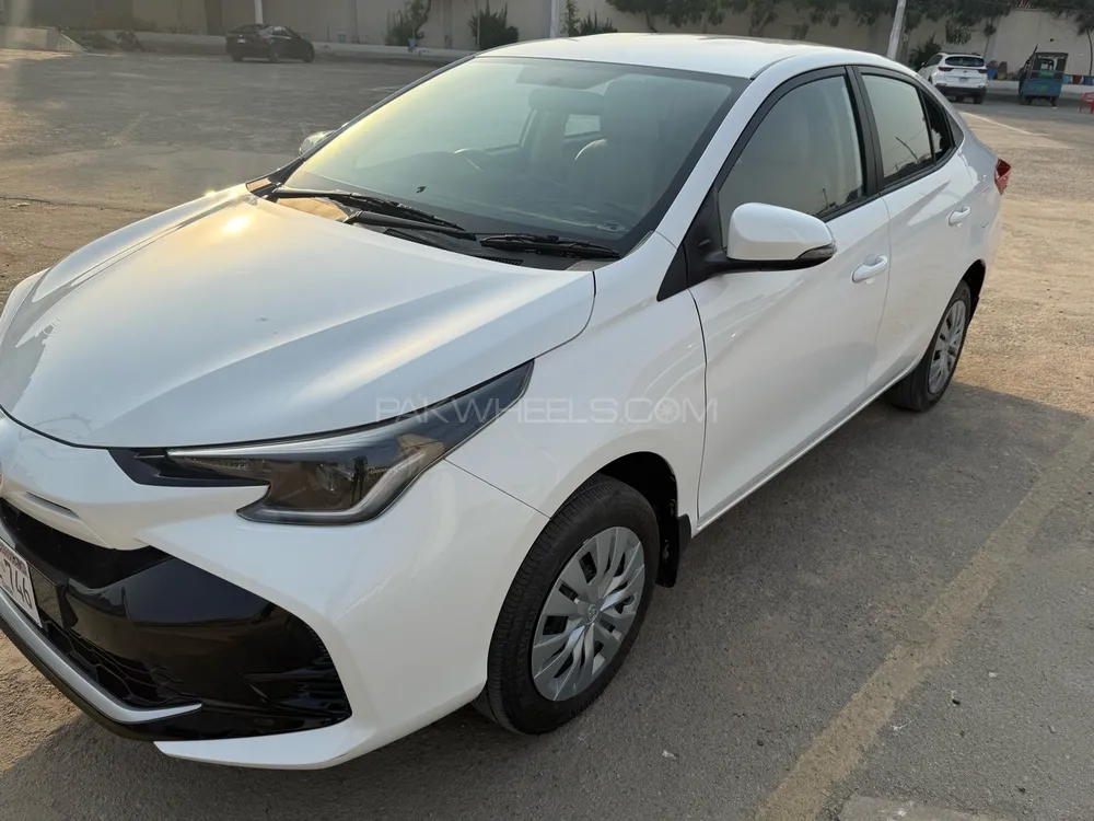 Toyota Yaris Sedan 2025 for Sale in Karachi Image-1