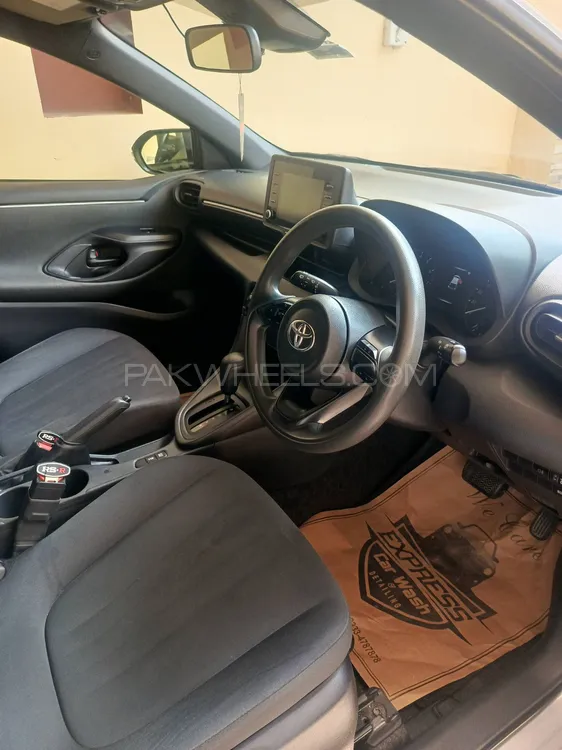 Toyota Yaris Hatchback 2021 for Sale in Sialkot Toyota Yaris Hatchback 2021 for Sale in Sialkot Image-3