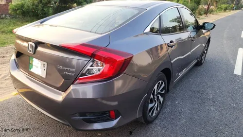 Honda Civic Oriel 1.8 i-VTEC CVT 2017