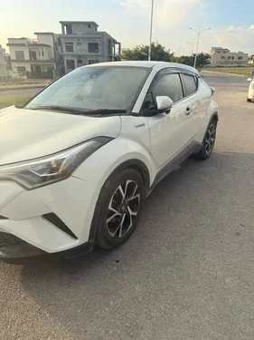 Toyota C-HR G-LED 2017