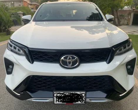 Toyota Fortuner Legender  2023