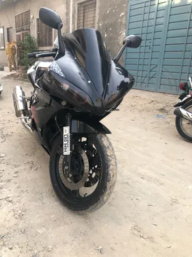 Yamaha YZF-R1 2002