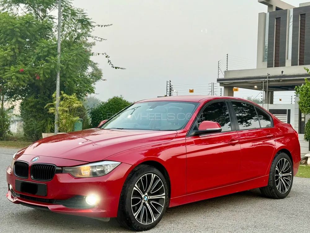 BMW 3 Series 2014 for Sale in Lahore BMW 3 Series 2014 for Sale in Lahore Image-5