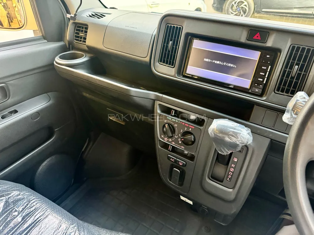 Daihatsu Hijet 2020 for Sale in Karachi Daihatsu Hijet 2020 for Sale in Karachi Image-11
