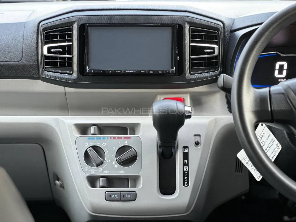 Daihatsu Mira 2022 for Sale in Lahore Daihatsu Mira 2022 for Sale in Lahore Image-11