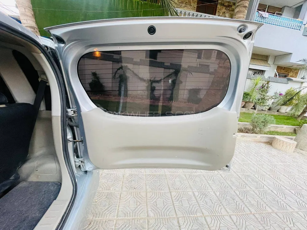 Daihatsu Move 2017 for Sale in Karachi Daihatsu Move 2017 for Sale in Karachi Image-11