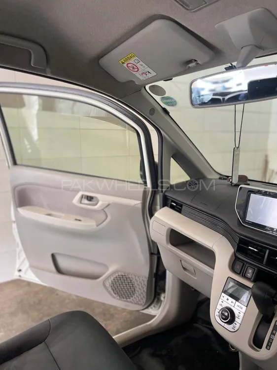 Daihatsu Move 2018 for Sale in Faisalabad Daihatsu Move 2018 for Sale in Faisalabad Image-16