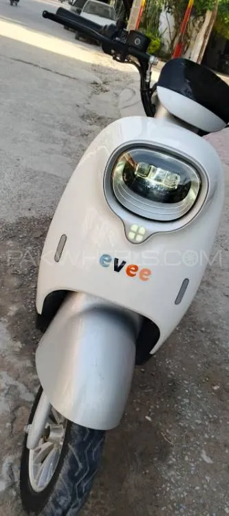 Evee Nisa 2023 for Sale Evee Nisa 2023 for Sale Image-4