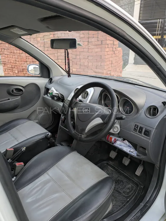 FAW V2 2017 for Sale in Lahore FAW V2 2017 for Sale in Lahore Image-12