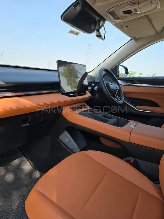 Haval H6 2025 for Sale in Islamabad Haval H6 2025 for Sale in Islamabad Image-12