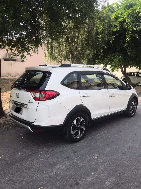 Honda BR-V 2018 for Sale in Lahore Honda BR-V 2018 for Sale in Lahore Image-4