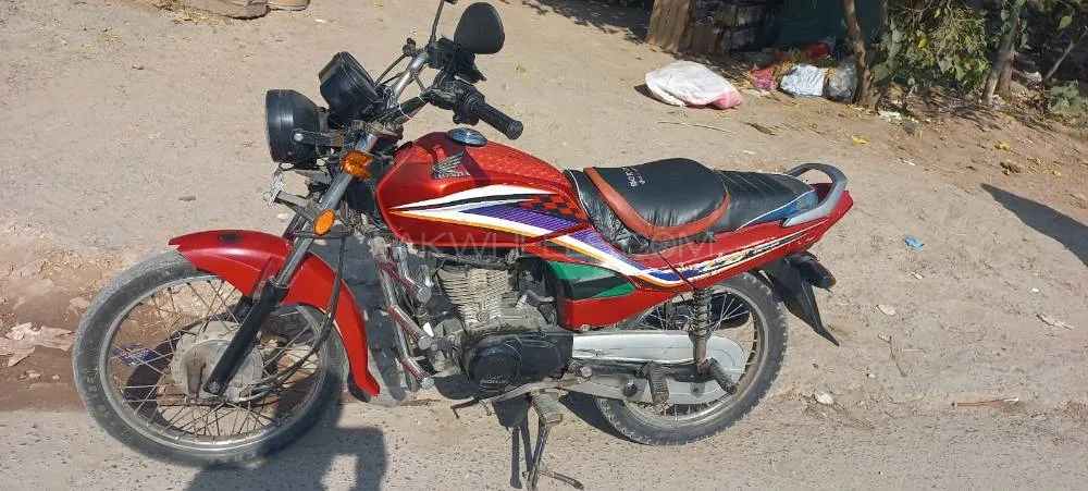 ہونڈا CG 125 Dream 2017 for Sale Image-1