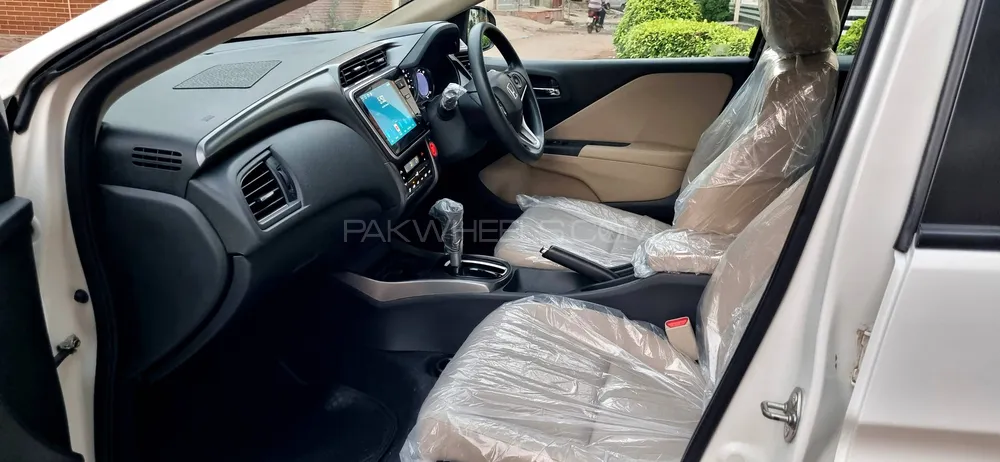 Honda City 2022 for Sale in Bahawalpur Honda City 2022 for Sale in Bahawalpur Image-13