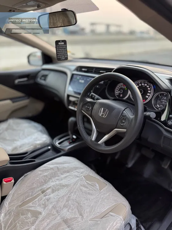 Honda City 2025 for Sale in Lahore Honda City 2025 for Sale in Lahore Image-4