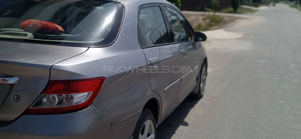 ہونڈا سٹی 2005 for Sale in ملتان ہونڈا سٹی 2005 for Sale in ملتان Image-16