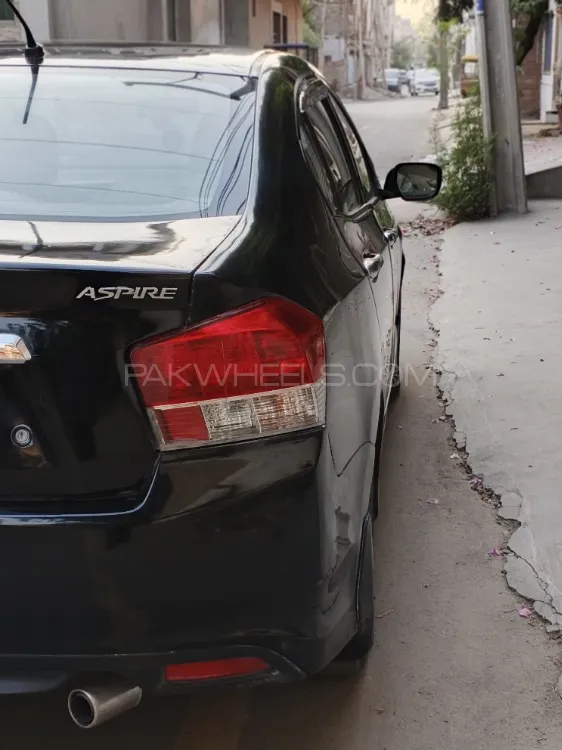 Honda City 2014 for Sale in Sargodha Honda City 2014 for Sale in Sargodha Image-4