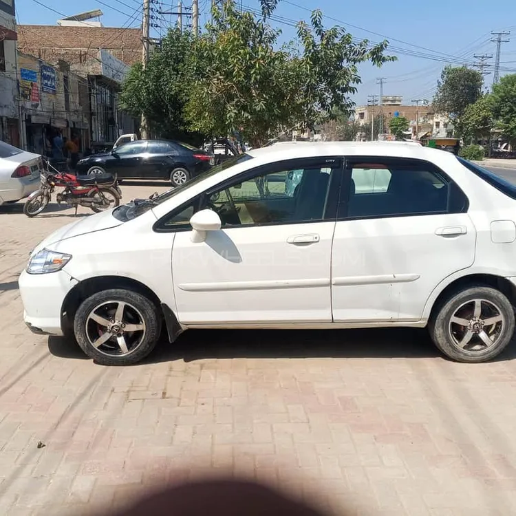 Honda City 2005 for Sale in Arifwala Honda City 2005 for Sale in Arifwala Image-8