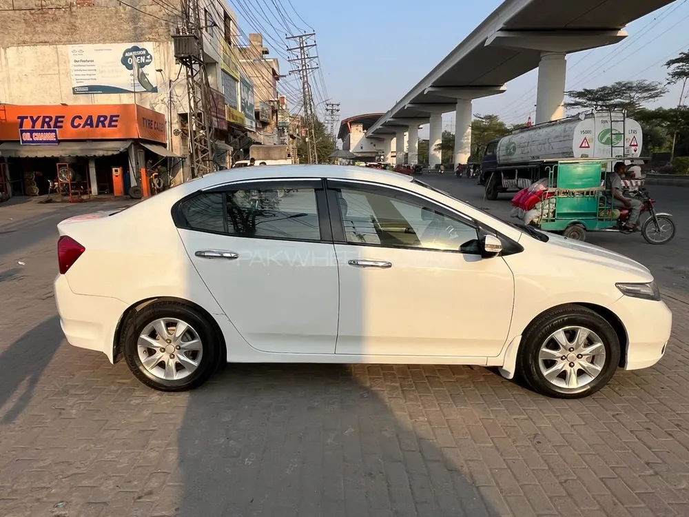 Honda City 2016 for Sale in Lahore Honda City 2016 for Sale in Lahore Image-4
