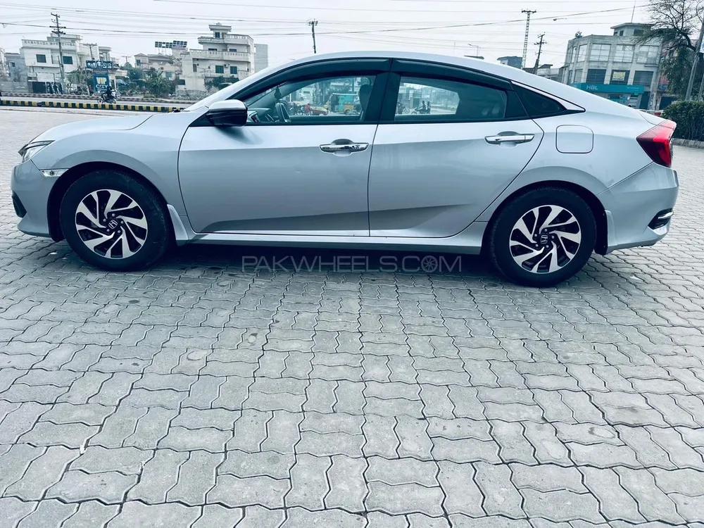ہونڈا سوک 2019 for Sale in شیخوپورہ ہونڈا سوک 2019 for Sale in شیخوپورہ Image-3