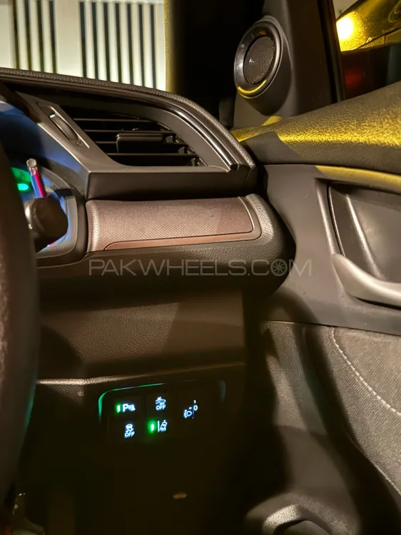 Honda Civic 2017 for Sale in Islamabad Honda Civic 2017 for Sale in Islamabad Image-12