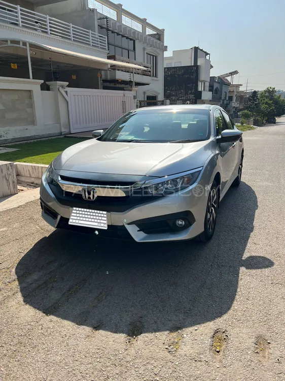 Honda Civic 2018 for Sale in Islamabad Honda Civic 2018 for Sale in Islamabad Image-4