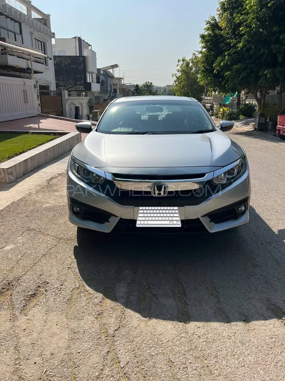 Honda Civic 2018 for Sale in Islamabad Honda Civic 2018 for Sale in Islamabad Image-3