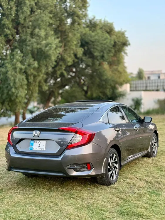Honda Civic 2018 for Sale in Islamabad Honda Civic 2018 for Sale in Islamabad Image-5