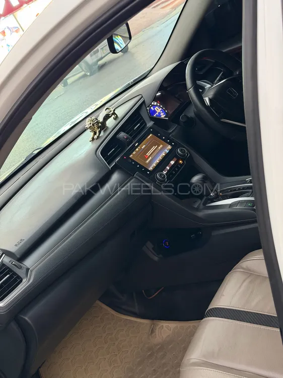 ہونڈا سوک 2018 for Sale in راولپنڈی ہونڈا سوک 2018 for Sale in راولپنڈی Image-8
