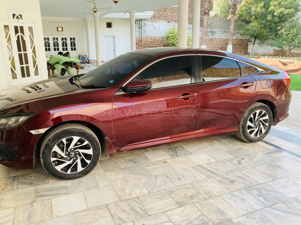 Honda Civic 2018 for Sale in Peshawar Honda Civic 2018 for Sale in Peshawar Image-5