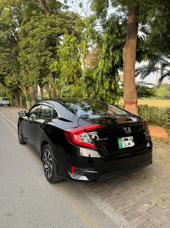 Honda Civic 2018 for Sale in Lahore Honda Civic 2018 for Sale in Lahore Image-5