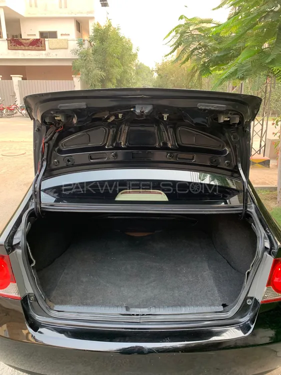 Honda Civic 2011 for Sale in Multan Honda Civic 2011 for Sale in Multan Image-11