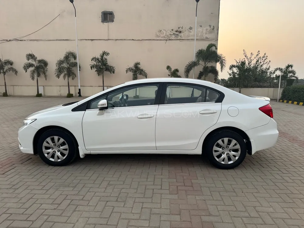 ہونڈا سوک 2013 for Sale in گجرانوالہ ہونڈا سوک 2013 for Sale in گجرانوالہ Image-8