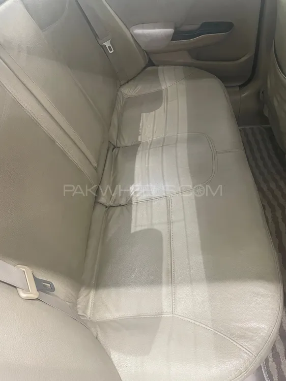 Honda Civic 2014 for Sale in Gujranwala Honda Civic 2014 for Sale in Gujranwala Image-12