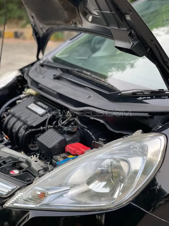 Honda Fit 2011 for Sale in Islamabad Honda Fit 2011 for Sale in Islamabad Image-15
