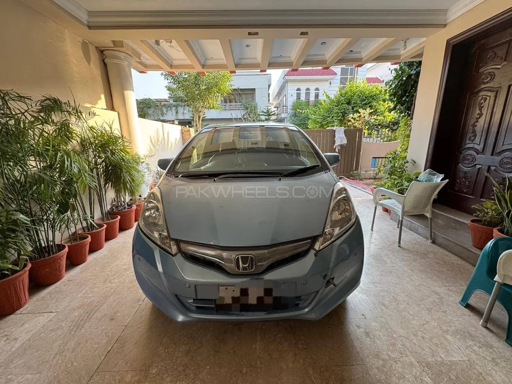 Honda Fit 2013 for Sale in Islamabad Honda Fit 2013 for Sale in Islamabad Image-4