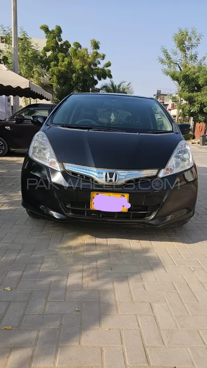 Honda Fit 2011 for Sale in Karachi Honda Fit 2011 for Sale in Karachi Image-1