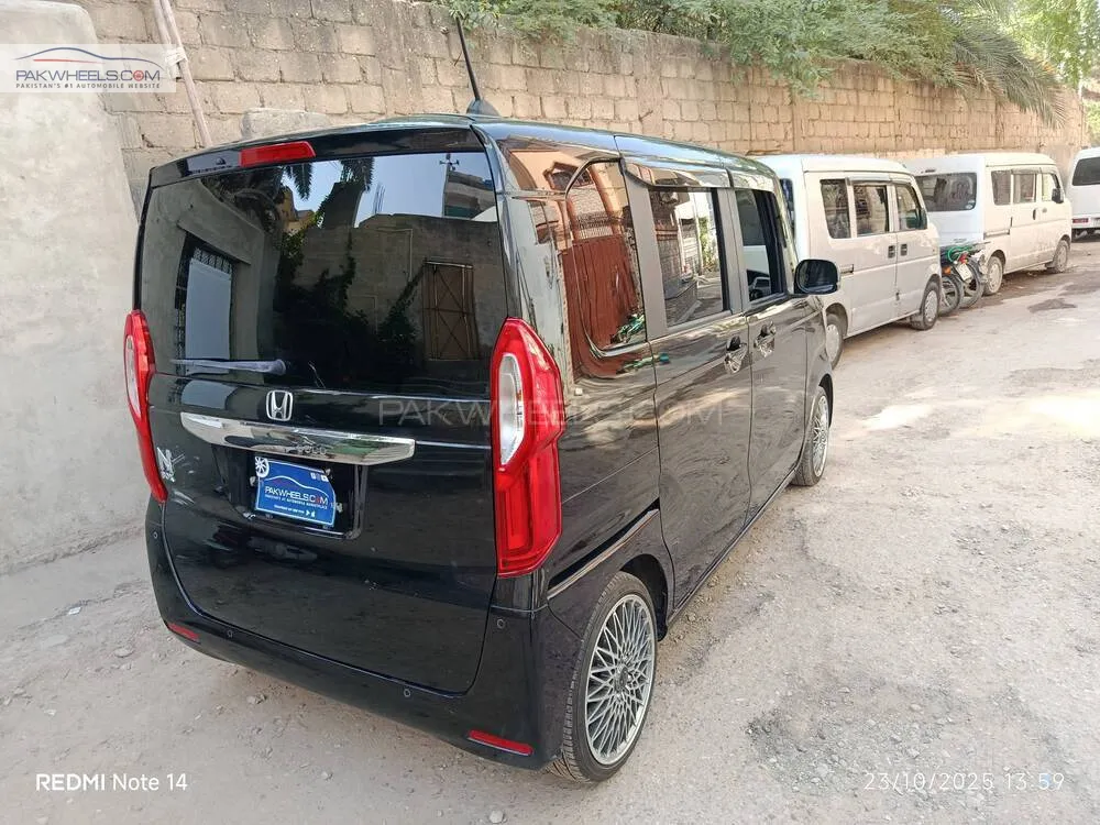 Honda N Box 2022 for Sale in Karachi Honda N Box 2022 for Sale in Karachi Image-4