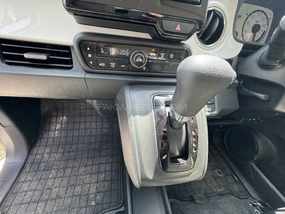 Honda N One 2022 for Sale in Multan Honda N One 2022 for Sale in Multan Image-14