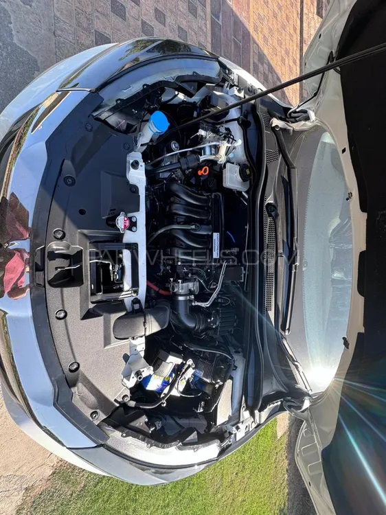 Honda Vezel 2019 for Sale in Sargodha Honda Vezel 2019 for Sale in Sargodha Image-8